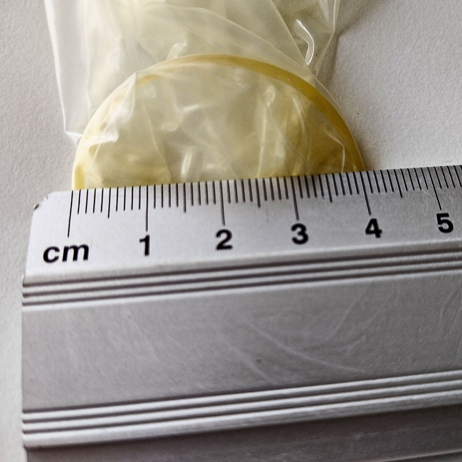 Измерване на диаметъра на презерватив
